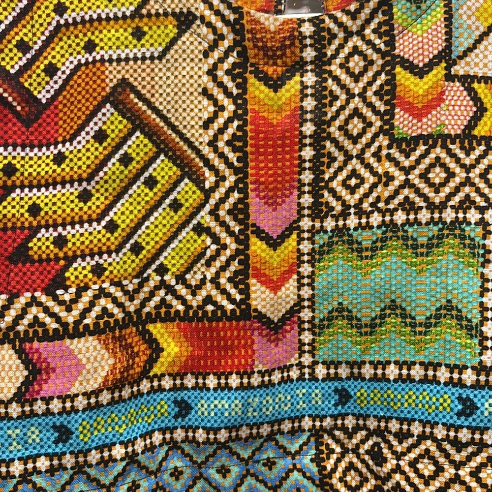 FARM Rio Multicolor Geometric Crop Top - Picture 6 of 7